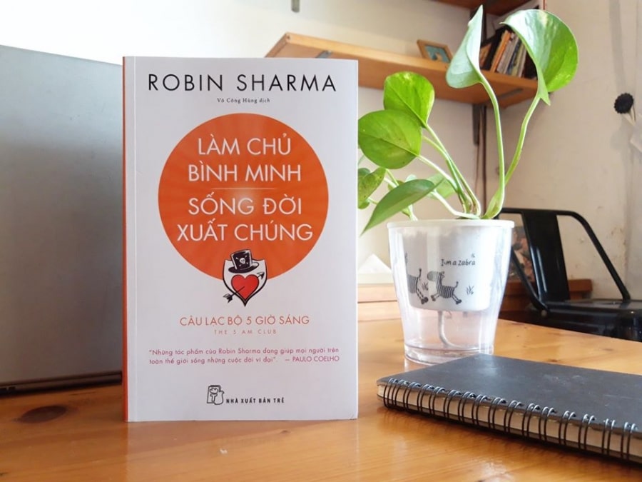 Sách Làm Chủ Bình Minh - Sống Đời Xuất Chúng - Robin Sharma